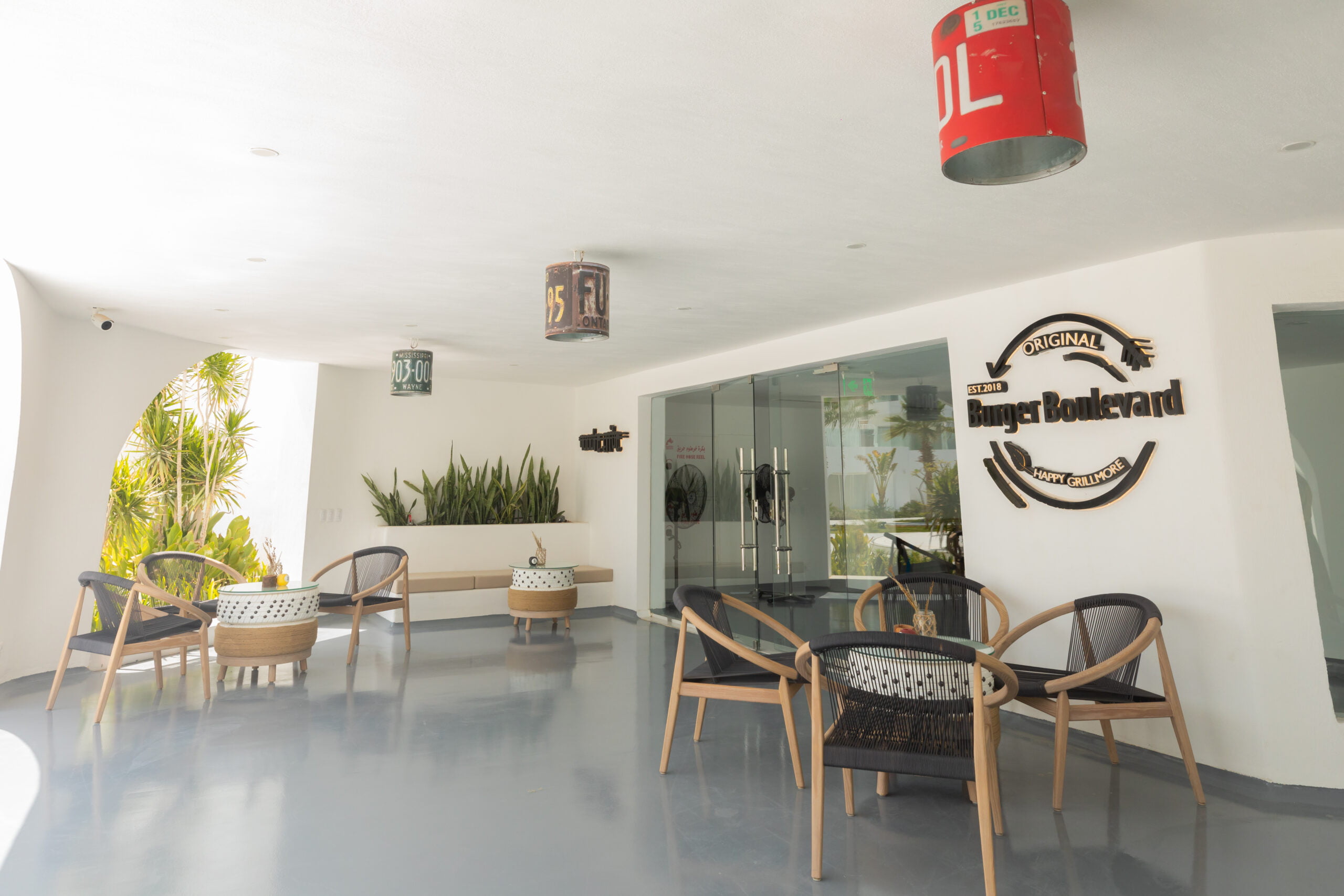 Burger Boulevard - Image 3