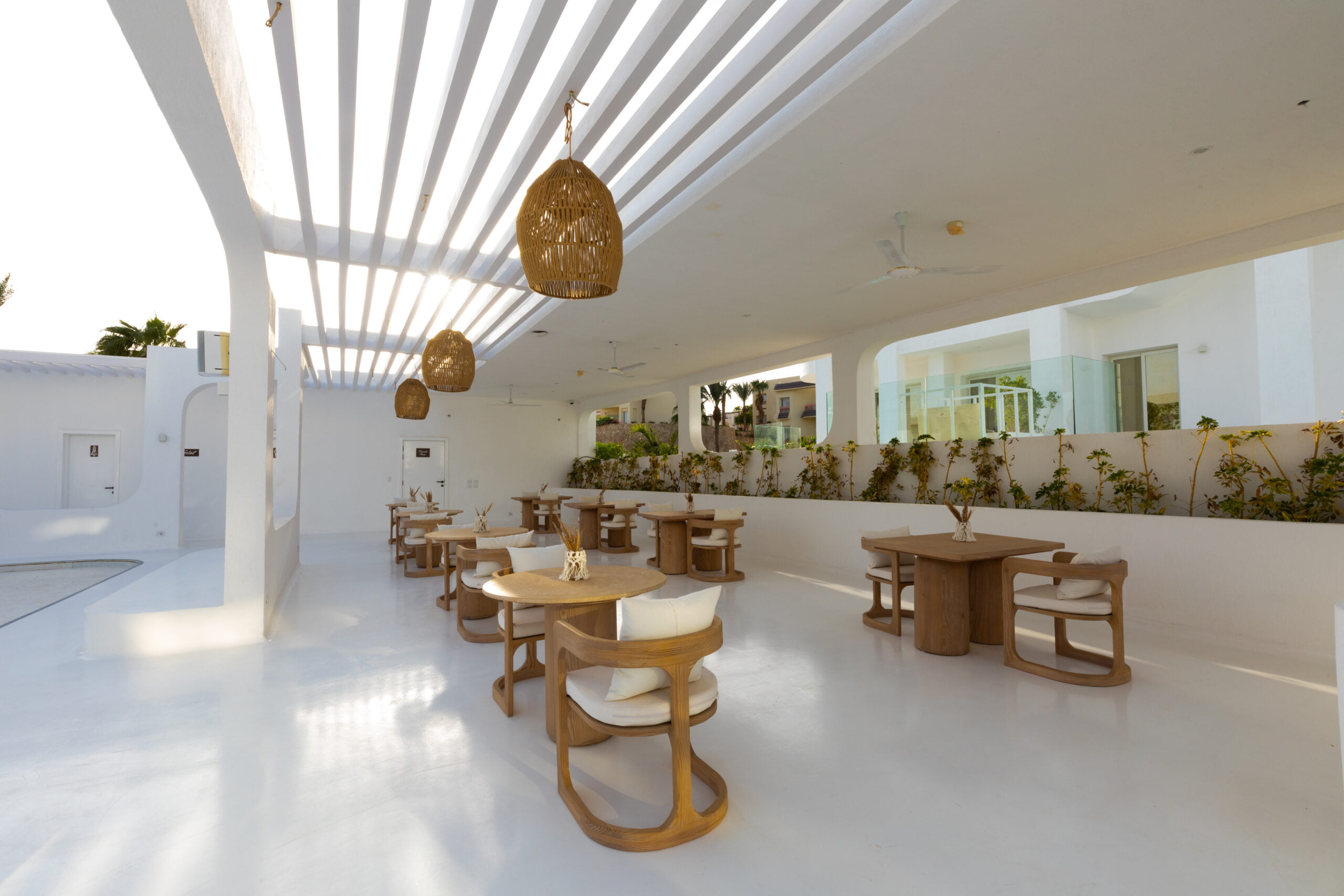 Utopia Restaurant - Image 2